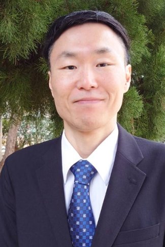 税理士 正垣亮太